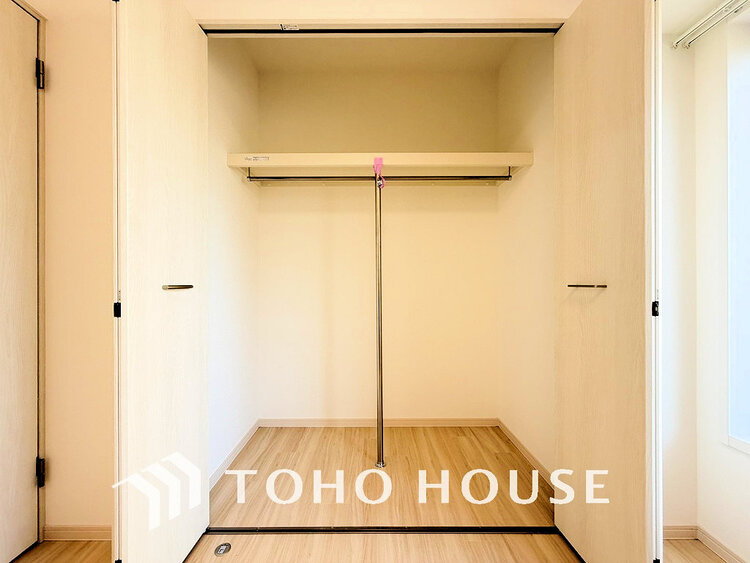 収納 居室　収納