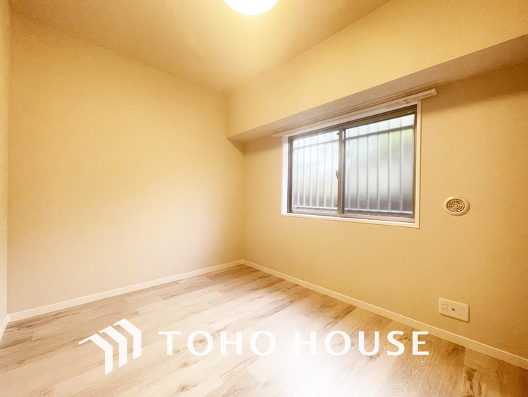 内装 1日の疲れを癒し、心地よく寛げるようゆったりとした広さをしています