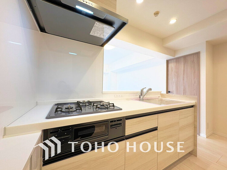 キッチン シンプルな部屋の雰囲気に溶け合うナチュラルキッチン