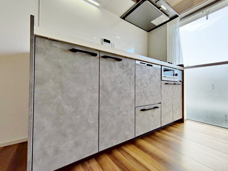 その他 開放感のあるキッチンスペース。調理をしながら、会話も弾みそうですね。