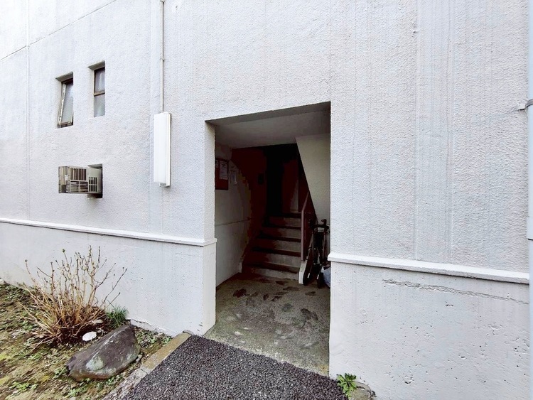 その他 上質感漂う玄関アプローチです。