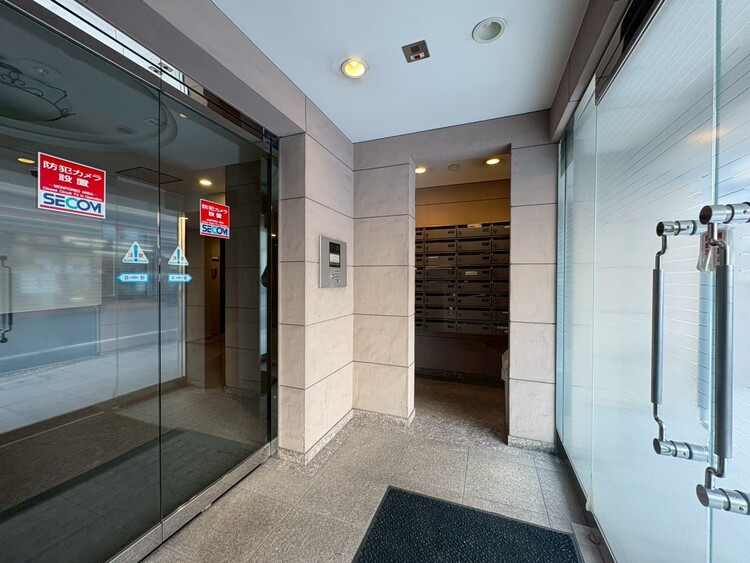 その他 館内は静寂な中が保たれており、管理が行き届いている印象を受けました。