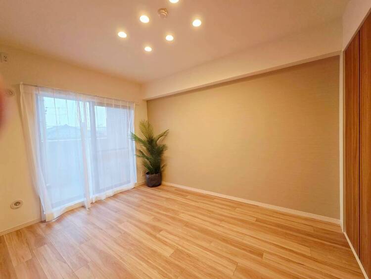 その他 清かで艶やかな時間をもたらしてくれる室内です。