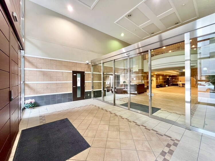 その他 館内は静寂な中が保たれており、管理が行き届いている印象を受けました。