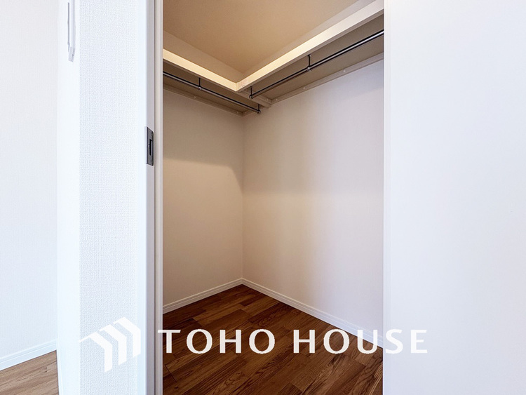 収納 沢山のお洋服を綺麗に収納できる「ウォークインクローゼット」