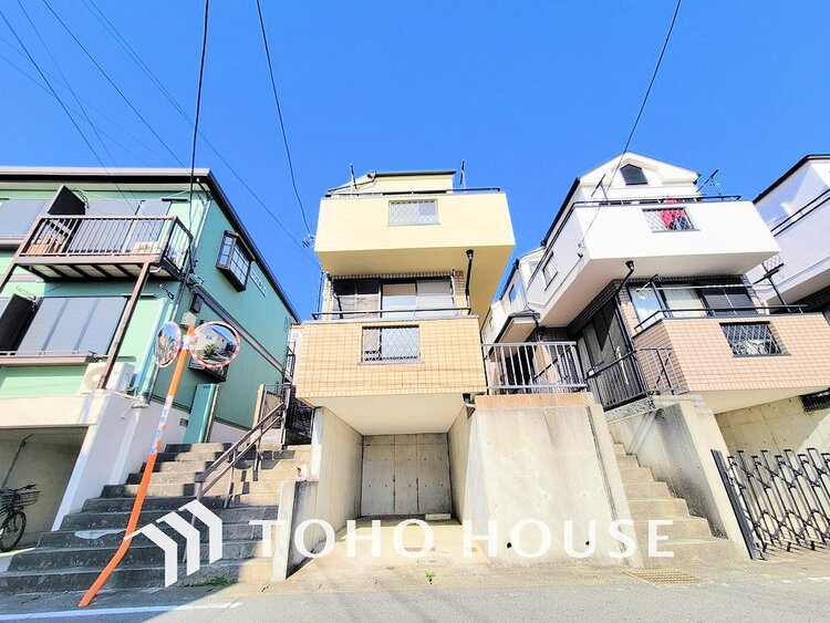 外観 〜「希望ヶ丘」駅徒歩12分〜閑静な住宅街に佇む中古戸建て〜