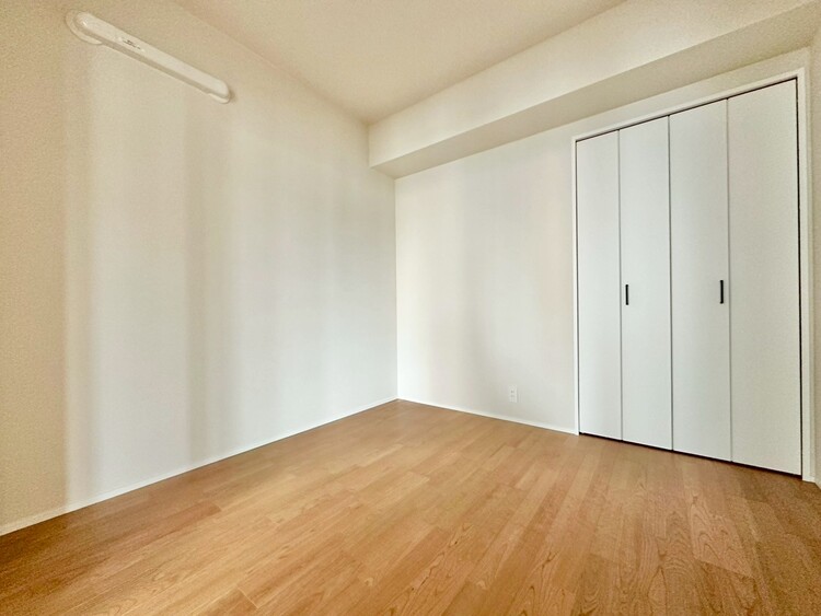 その他 清かで艶やかな時間をもたらしてくれる室内です。