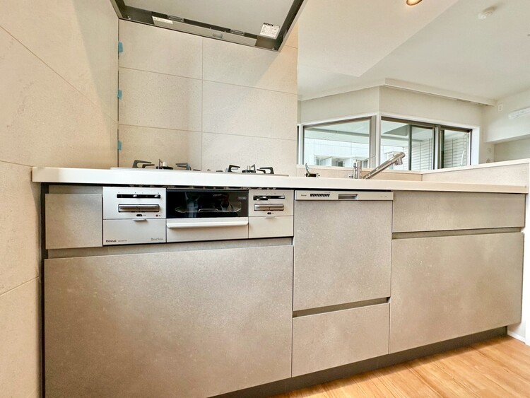 その他 使いやすくスタイリッシュなキッチン空間になっております。