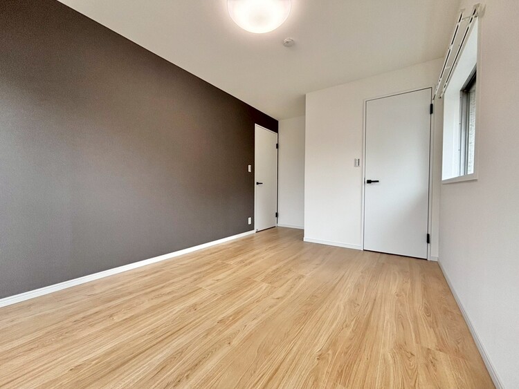 その他 清かで艶やかな時間をもたらしてくれる室内です。