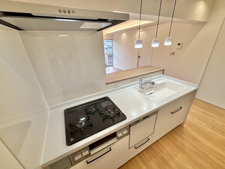 その他 開放感のあるキッチンスペース。調理をしながら、会話も弾みそうですね。