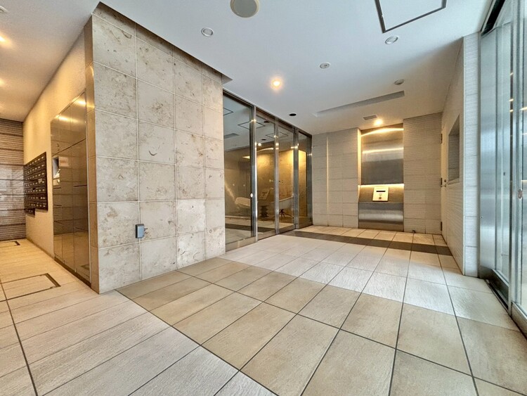 その他 館内は静寂な中が保たれており、管理が行き届いている印象を受けました。