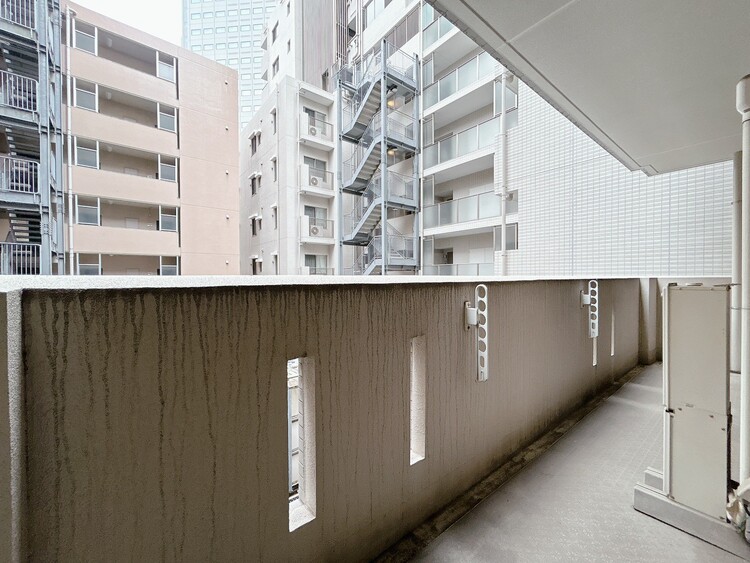 その他 朝の澄んだ空気や、夕方に吹く清々しい風を感じられるバルコニー。