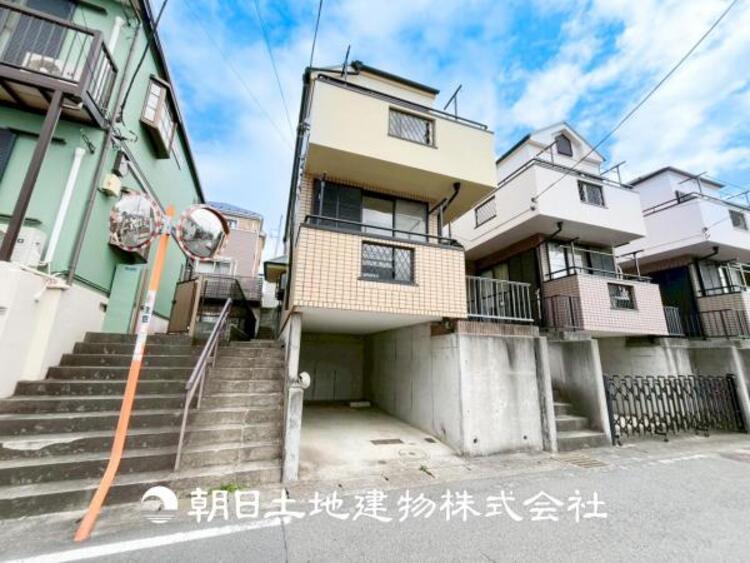 外観 【外観写真】温かい太陽を感じる事ができるのは、目の前に遮るものが無いから。彼方に広がる風景が絵画のように広がります。