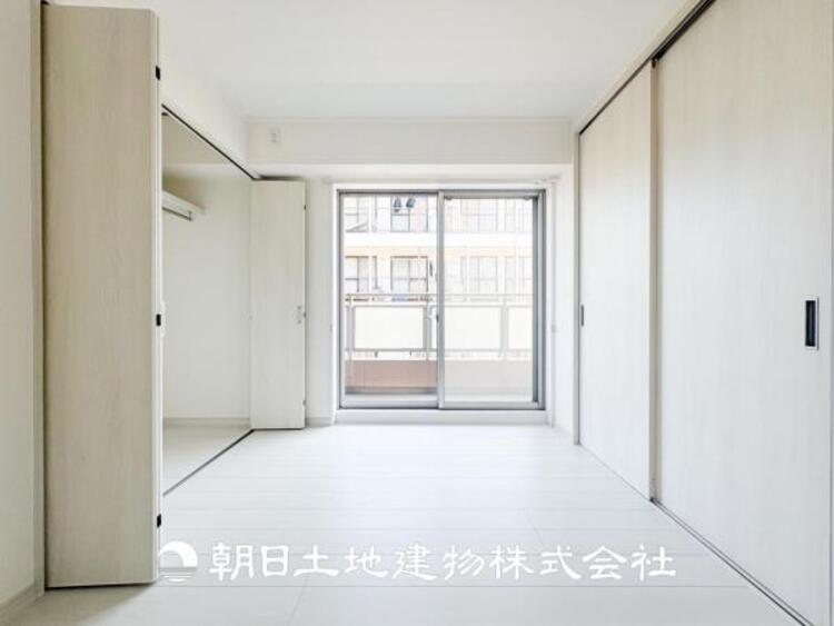 内装 【居室】自分時間を充実させながら心豊かなひとときを過ごすための大切な空間。