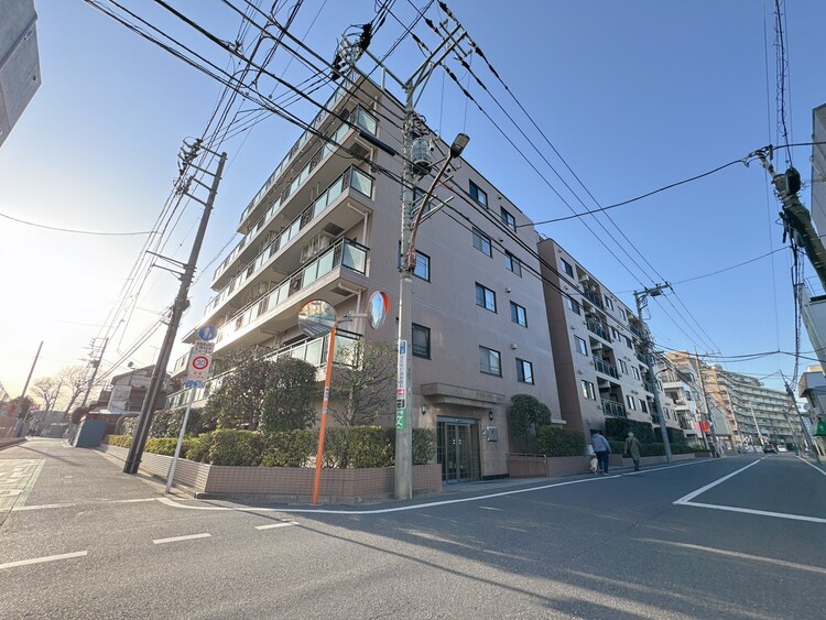 外観 資料には掲載していない情報が、現地にはたくさんあります。是非一度、現地をご確認ください。