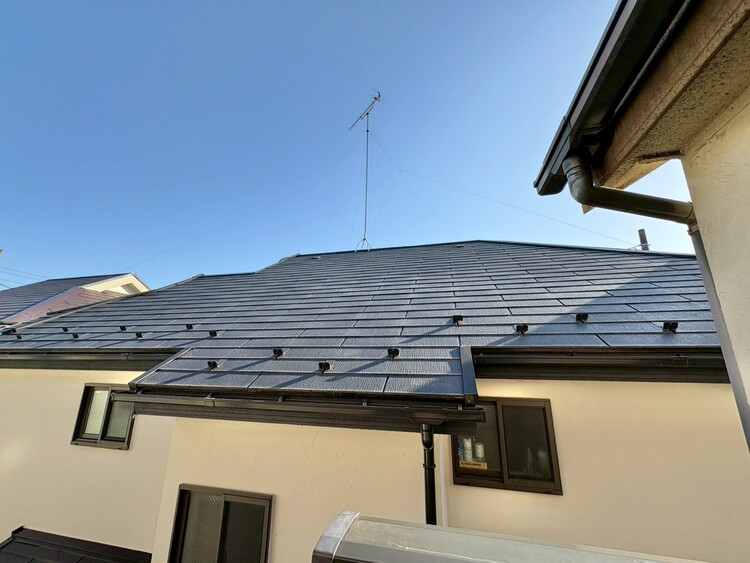 バルコニー 窓を開けると広がる青空。心をリフレッシュして日々を過ごしていきましょう。