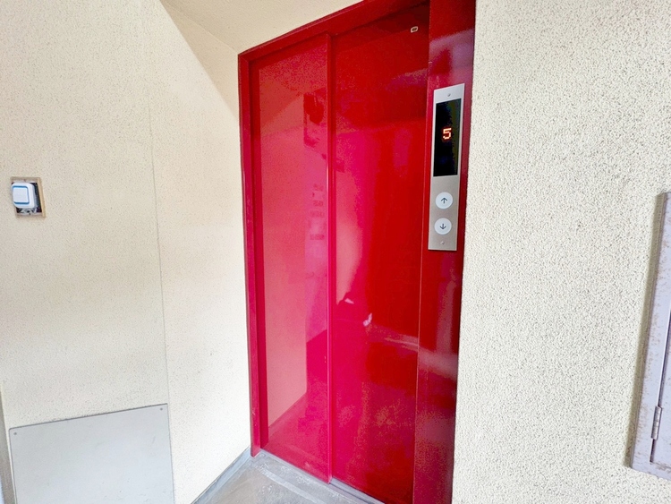 その他 エレベーターの管理も、きちんと行き届いてます。