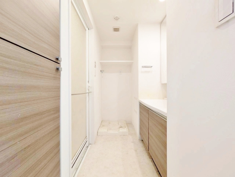 洗面 清潔感と心地よさを重視した、上質感漂うパウダールーム。