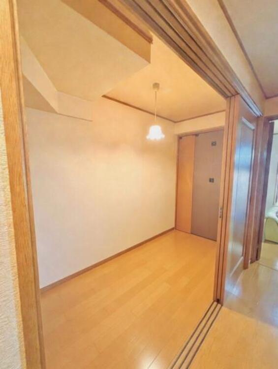 収納 居室と廊下の両方から使える収納。お掃除や整理整頓、荷物の搬入も効率的に行えます。