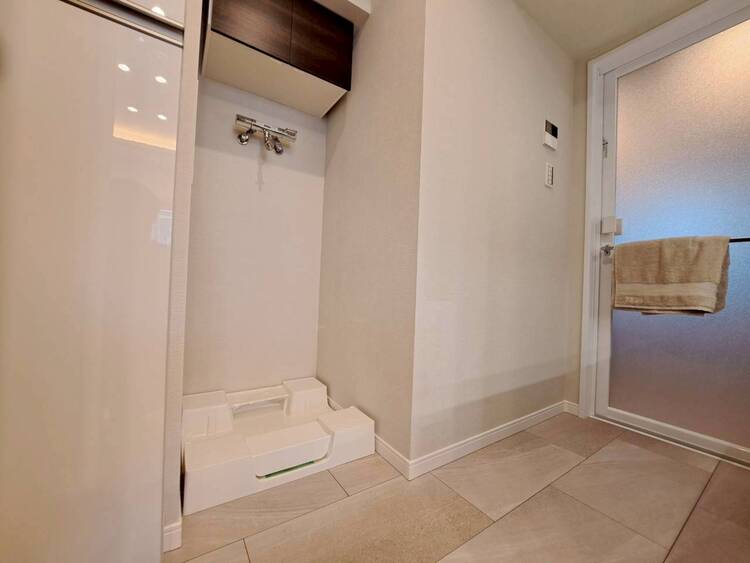 その他 十分な広さの脱衣所。