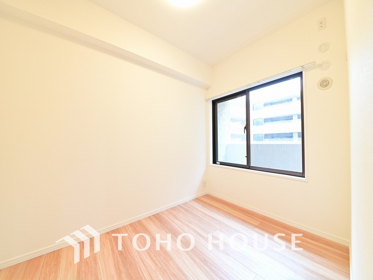 内装 シンプルですっきりとした室内は飽きのこない居心地の良い雰囲気