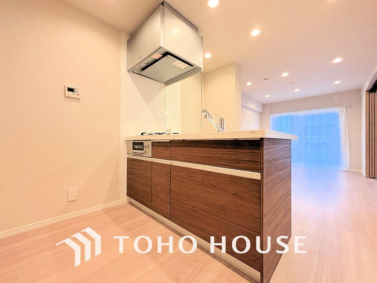 キッチン シンプルな部屋の雰囲気に溶け合うナチュラルキッチン