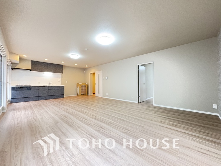 内装 ゆったりとくつろげる上質なリビングダイニング