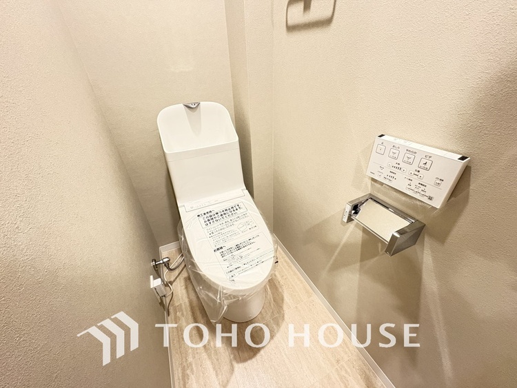 トイレ トイレには快適な温水洗浄便座付