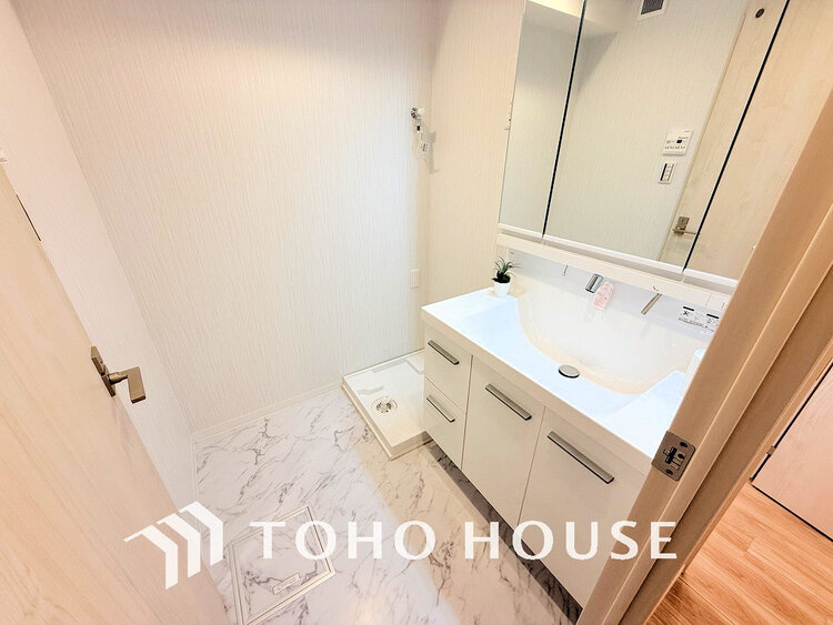 洗面 清潔感のある脱衣場