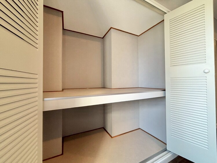 その他 収納スペースが付いていて、お部屋を広く使っていただけます。