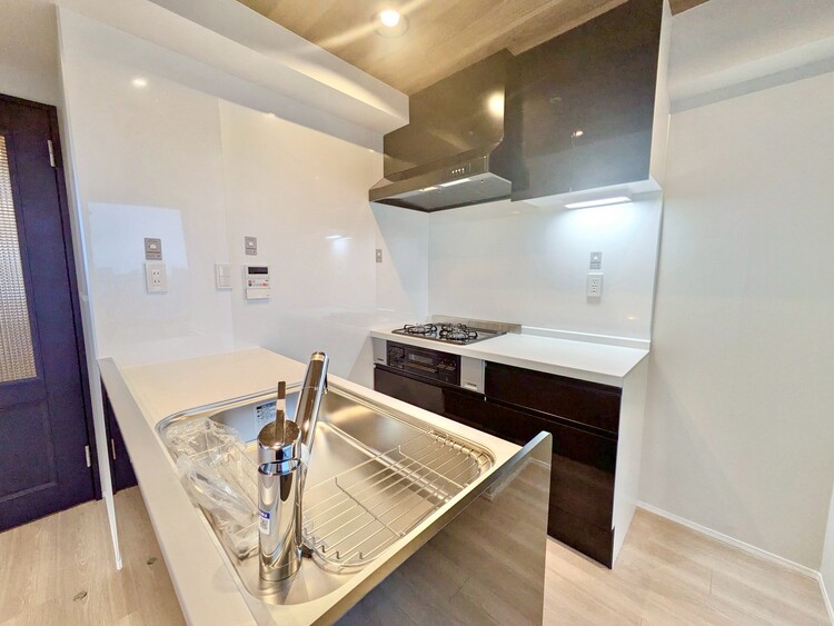 その他 開放感のあるキッチンスペース。調理をしながら、会話も弾みそうですね。