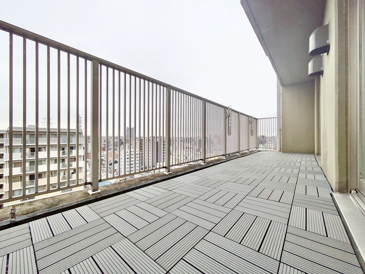 その他 朝の澄んだ空気や、夕方に吹く清々しい風を感じられるバルコニー。