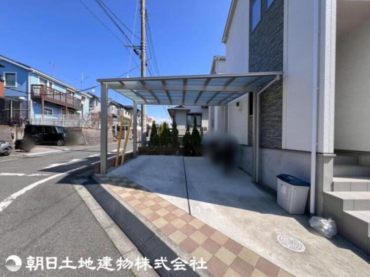 駐車場 駐車場にはカーポート付き！お車のほか、自転車置き場などにも便利です。