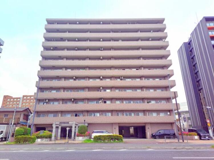 外観 「京急新子安」「新子安」駅徒歩９分　生活に便利な設備・仕様を揃えた快適住宅です。