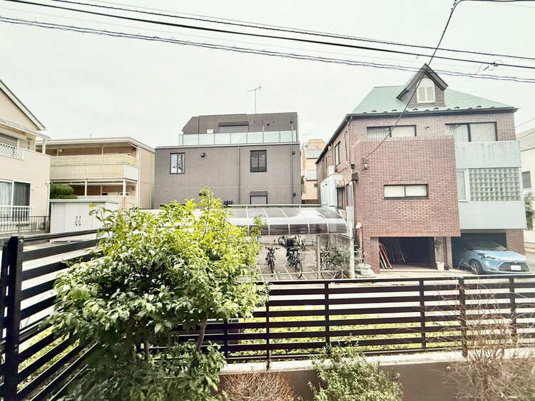 その他 眺望や窓からの景色が良いと、家で過ごす時間も快適です。