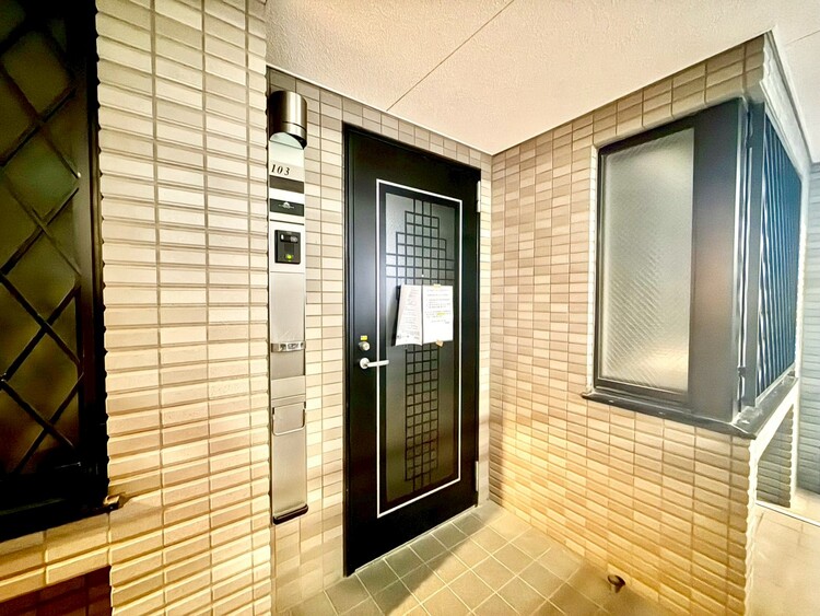 その他 清潔感のある落ち着いた雰囲気の玄関です。