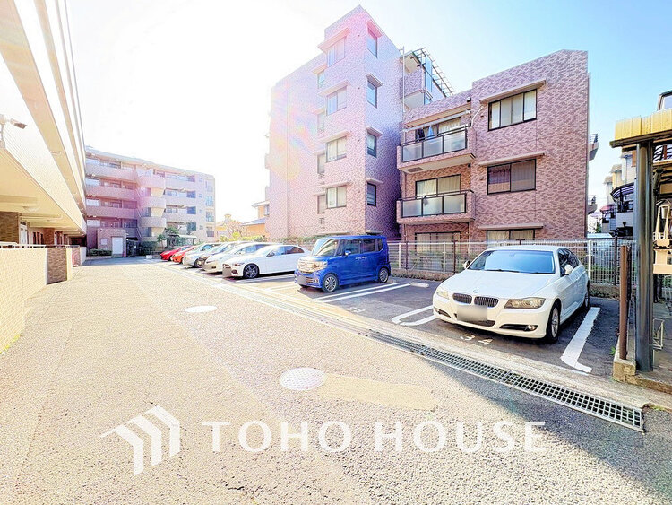 駐車場 駐車場（料金・空き状況はご確認ください）