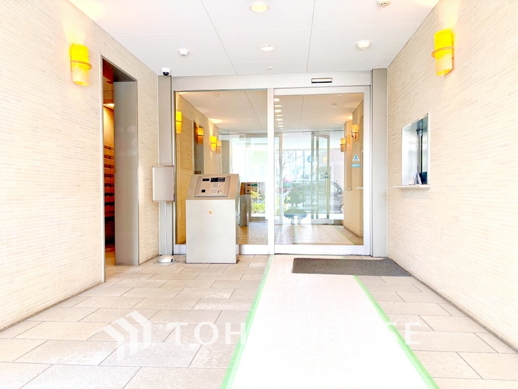 エントランス 【エントランス】管理の行き届いた、安心感のあるエントランス空間です。