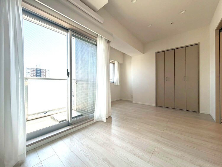 その他 清かで艶やかな時間をもたらしてくれる室内です。