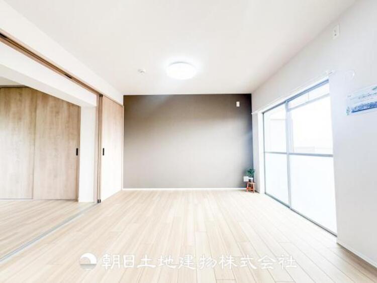 居間 【洗面化粧台】慌ただしい1日が始まり、充実した1日の終わりを締めくくる洗面所。