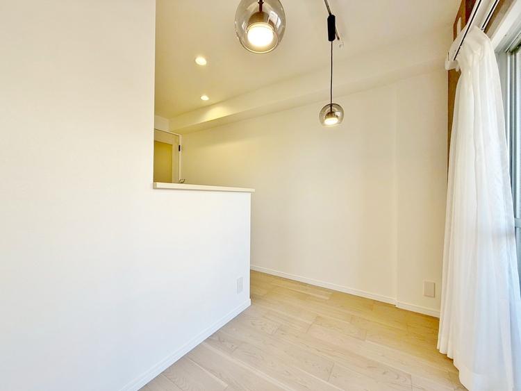 居間 過ごす時間が、たくさんの思い出として紡がれていく場所。