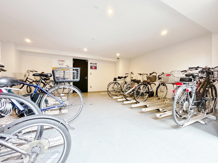 その他 きちんと整備された駐輪場。住む方の心遣いが感じられます。