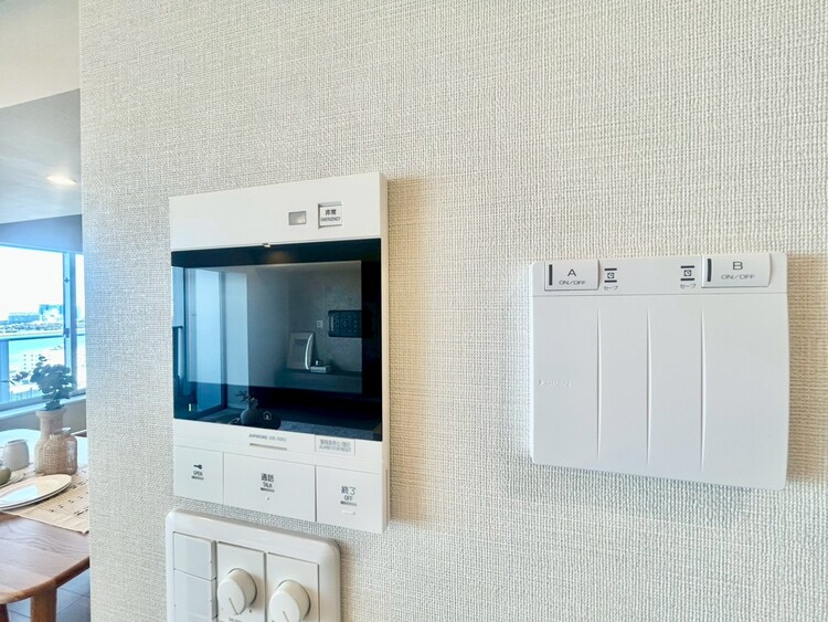 その他 誰が来てもわかる様にモニター付きインターホンを設置。