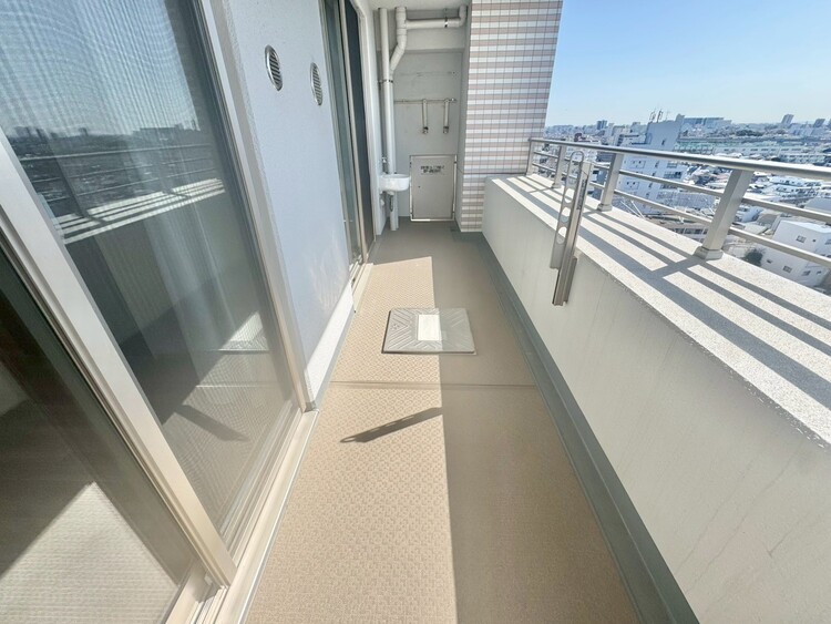 その他 朝の澄んだ空気や、夕方に吹く清々しい風を感じられるバルコニー。