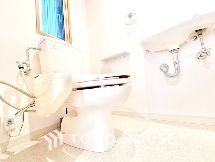 トイレ 【TOILET】◆快適◆な生活に不可欠。節水型の高性能トイレを新設。