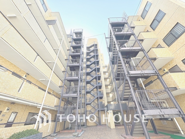 外観 【APPEARANCE】◆Sunshine◆光が燦々と入り、いるだけで気持ちいい。「開放的でゆとりあるお部屋です。」