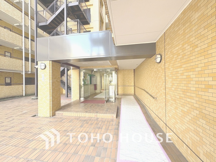 その他 【ENTRANCE】◆安心◆して歩ける。安心して家族の帰りを待てる。そんな安心を感じさせる住環境。