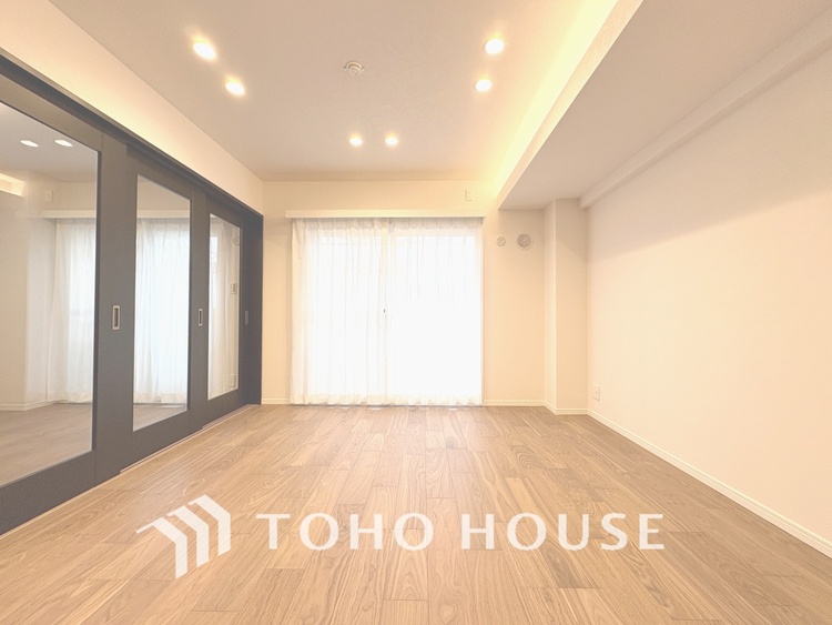 内装 【LIVING】◆simple is best◆無駄のない綺麗なつくりのリビングルームであなただけの暮らしを。