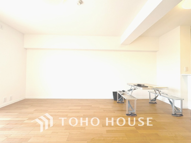 内装 【LIVING】◆simple is best◆無駄のない綺麗なつくりのリビングルームであなただけの暮らしを。