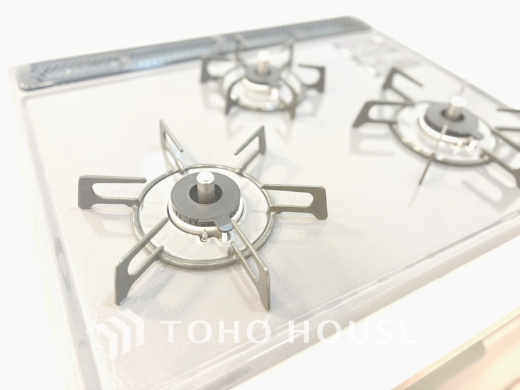 キッチン 【KITCHEN】◆家族のおはよう◆の声を笑顔で迎えてあげられるシステムキッチン。朝ごはんが楽しみでちょっと早起きしたくなるんです。